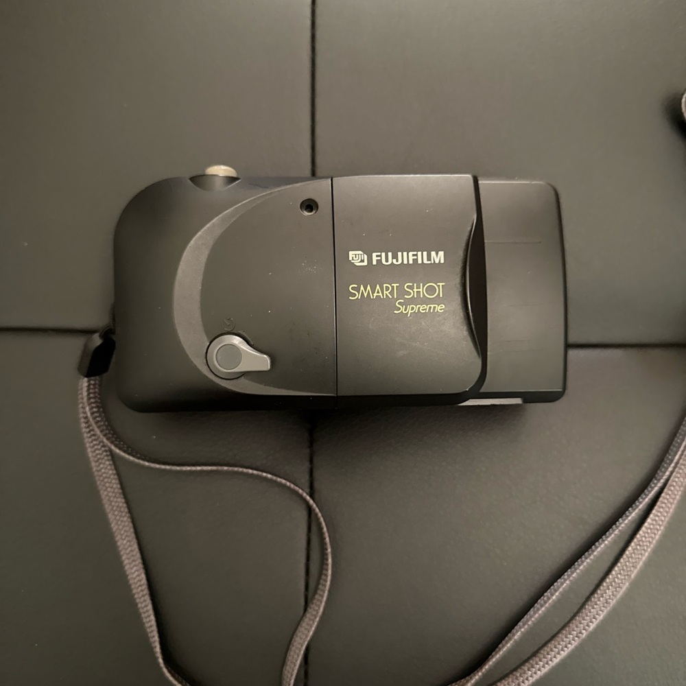 Fujifilm SmartShot Supreme Film Camera (untested)